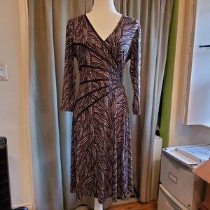 Connected Apparel Women's Long Sleeve Dress Size 8